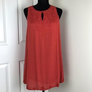 En Creme Sleeveless Dress NWT Size Small